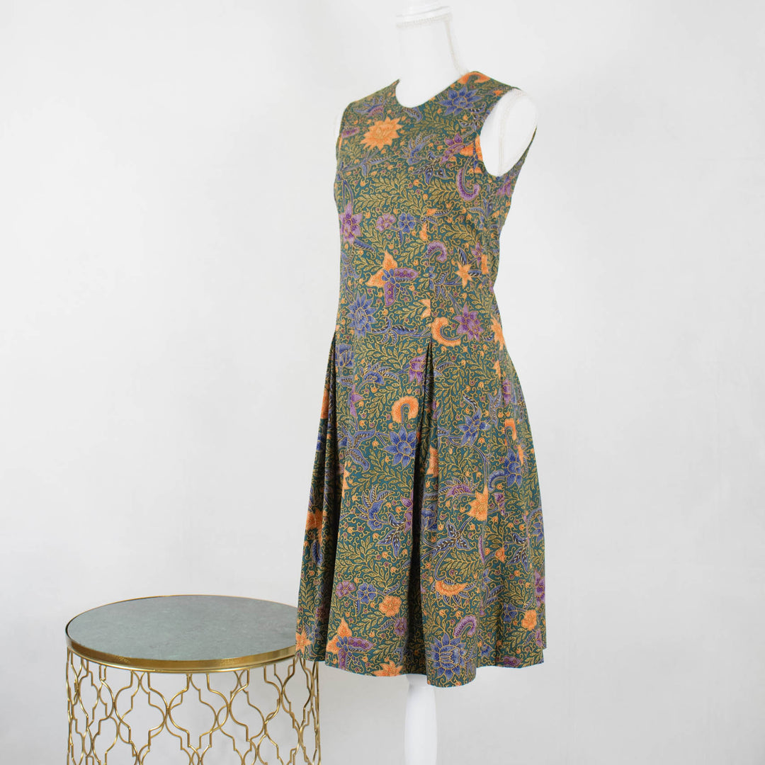 oriental cotton dress on mannequin