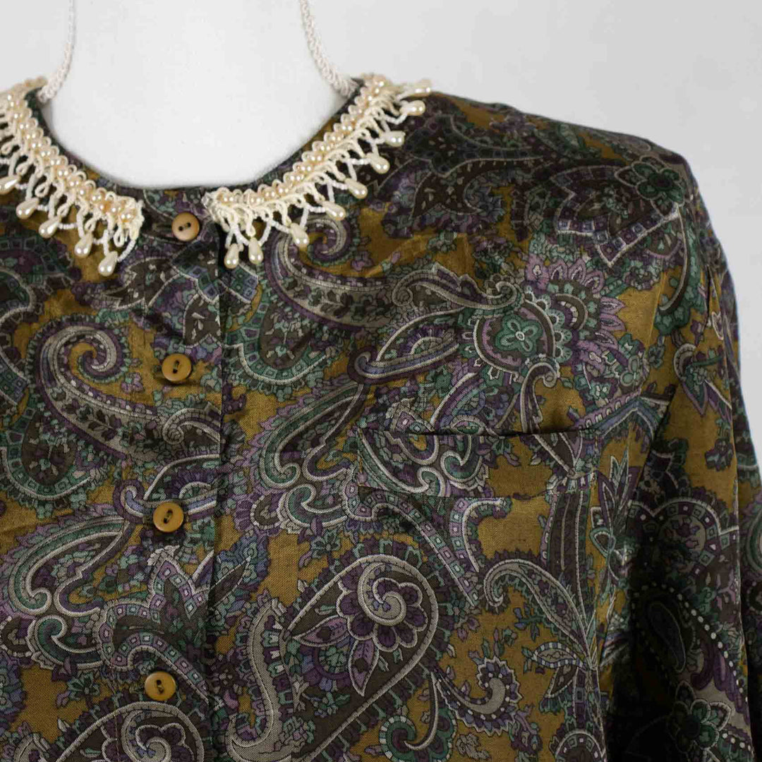 oriental vintage blouse with pearl embroidered collar