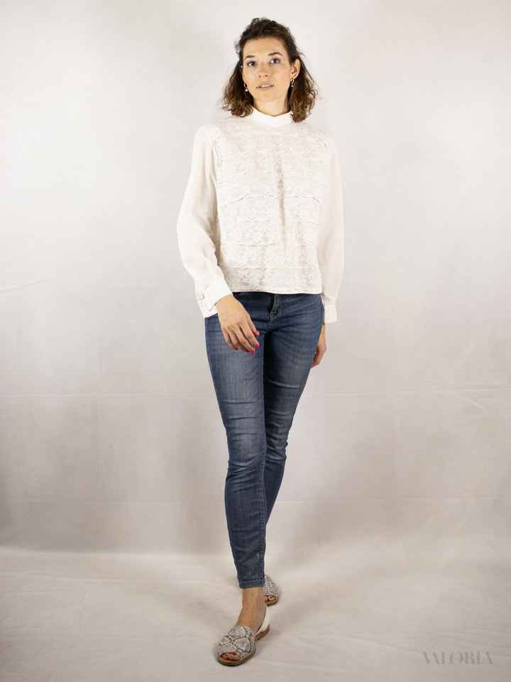 Cloud Dancer Lace Blouse