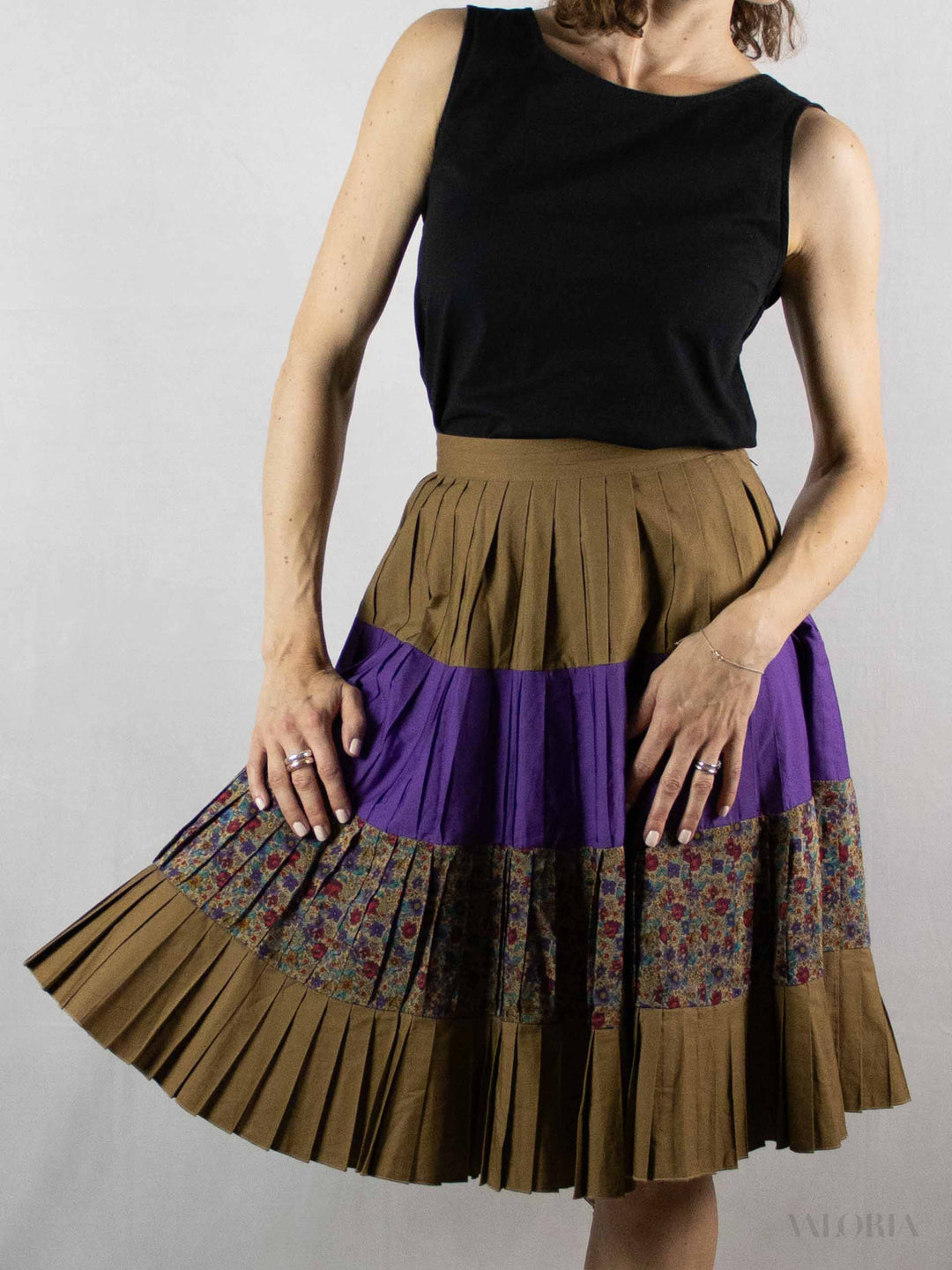 80s Vintage Pleated Skirt